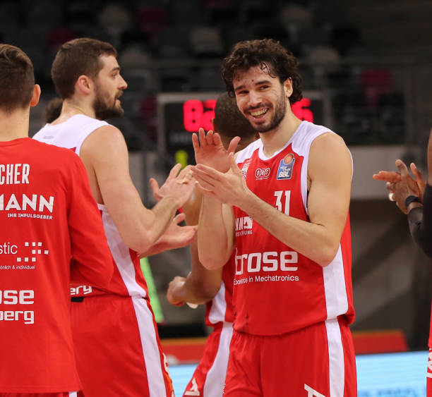 外获得首发 外获得首发